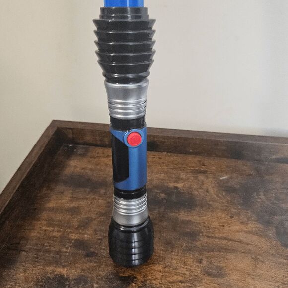 Starwars Darth Vader Extendable Light Saber Blue/Black - Picture 3 of 3